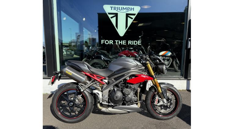 TRIUMPH SPEED TRIPLE R 1050